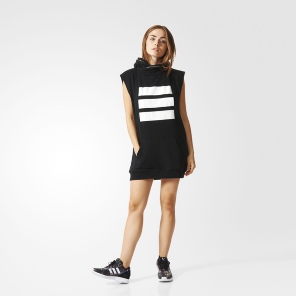 Adidas Berlin Hood Dress Size Small NWOT